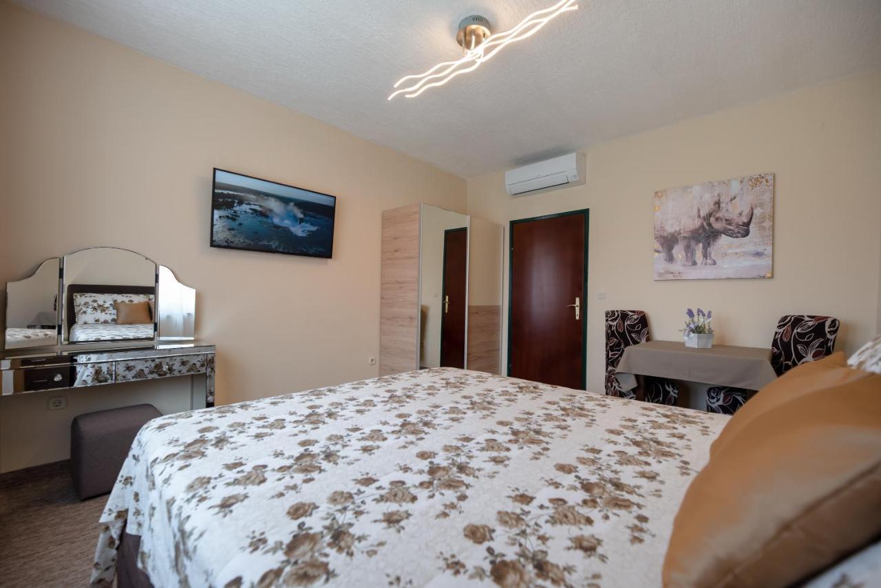 Apartmani Tome Zadar Exterior foto