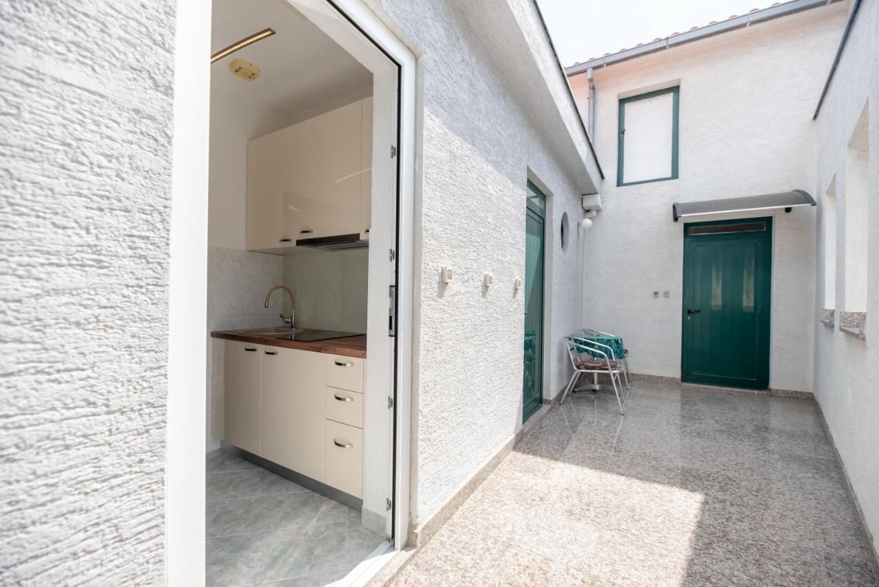 Apartmani Tome Zadar Exterior foto
