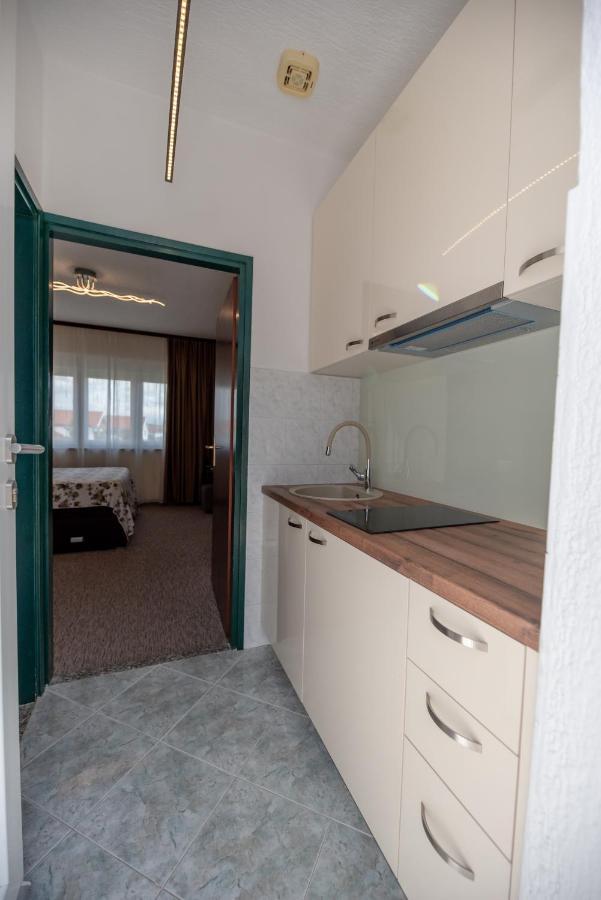 Apartmani Tome Zadar Exterior foto