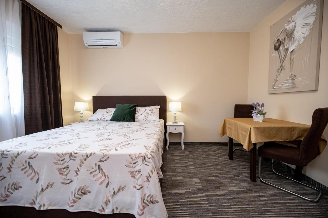Apartmani Tome Zadar Exterior foto